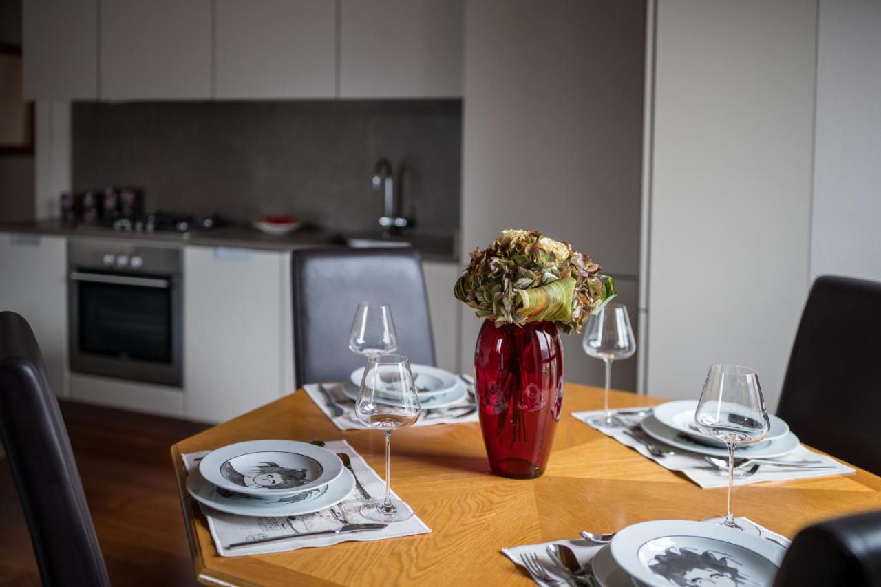 Silvia Apartment - Residence Regina Laglio Exteriér fotografie